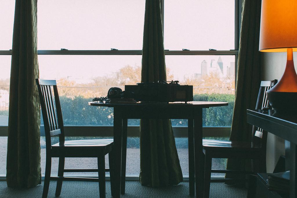 Belmont Hotel Dallas Bagian luar foto